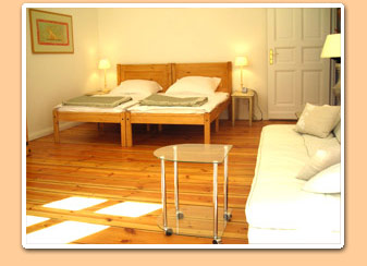 Die Ferienwohnung im OG.links - Schlafzimmer mit zwei Einzellbetten Die Ferienwohnung in Berlin Prenzlauer Berg im OG.links - Das Schlafzimmer mit zwei Einzellbetten