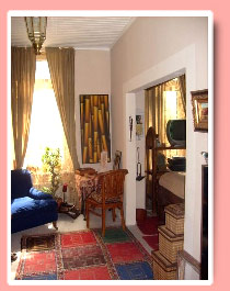 Ein gemütliches Wohnzimmer - Ferienwohnung in Berlin Schöneberg