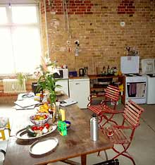 kitchen - loft guest room in Berlin Kreuzberg so36