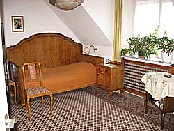 single room bed and breakfast room in Cologne