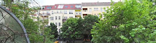 Berlin, Privatzimmer mit Balkon nahe Planetarium im Prenzlauer Berg