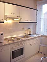 cucina completamente attrezzata