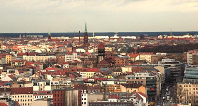 Udsigt over tagene i Berlin - her retning Prenzlauer Berg