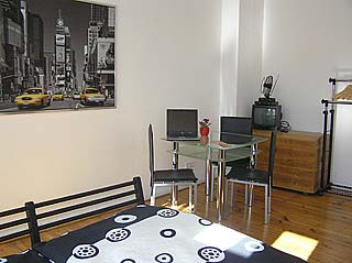 Berlin Mitte - Chambre avec TV et un ordinateur portable