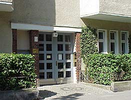 Indgangen til apartment-huset Berlin Kurfürstendamm