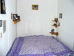 großes Doppelbett