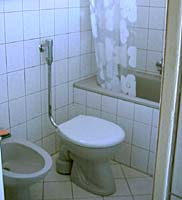 Ba&ntilde;o con ba&ntilde;era