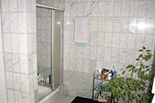 Badezimmer im 1. OG