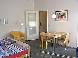 Essplatz der Ferienwohnung in Berlin Mitte nahe Brandenburger Tor