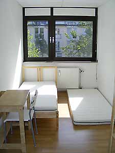 Voorbeeld kamer met matras (Mini en Small)