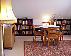 Im Obergeschoss des Hauses befindet sich das Apartment
