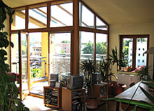 La terrasse avec vue sur la cour de commerce