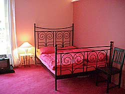 Apartamento con cama doble