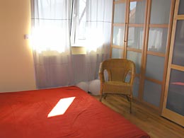 kleines Zimmer mit Badmitbenutzung